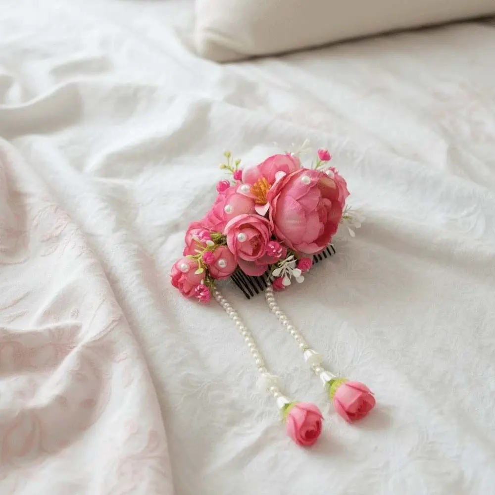 

Sweet Flowers Hairpin with Tassels Thai Style Floral Headwear Tulip Hair Comb Cloth Plastic Chignon Hair Clips