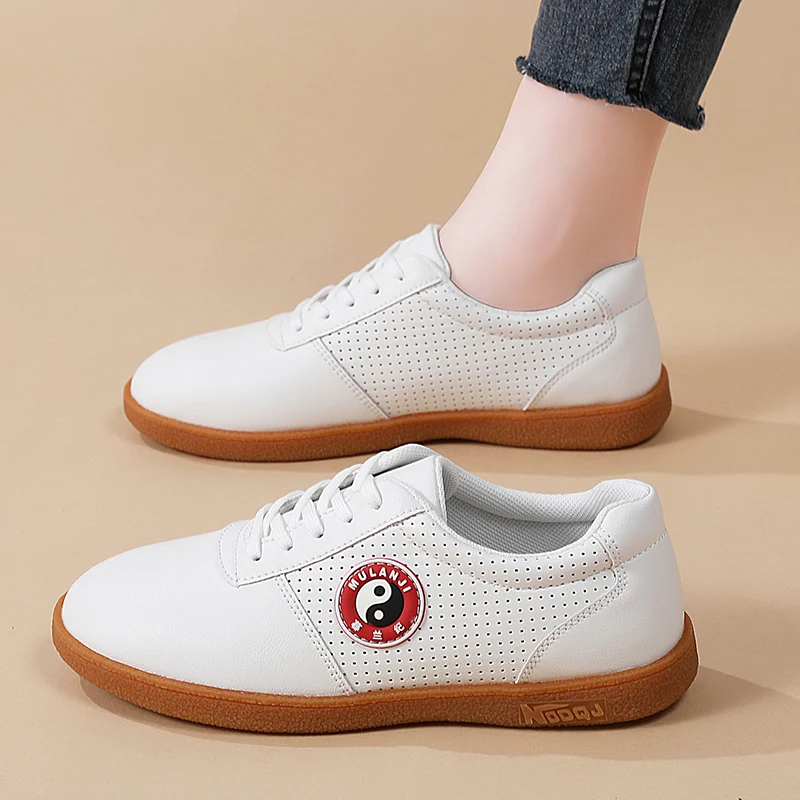 Hot-selling Summer New Arrivals Unisex Breathable Martial Arts Shoes Tai Chi Sports Shoes Non-slip Martial Arts Training Shoes