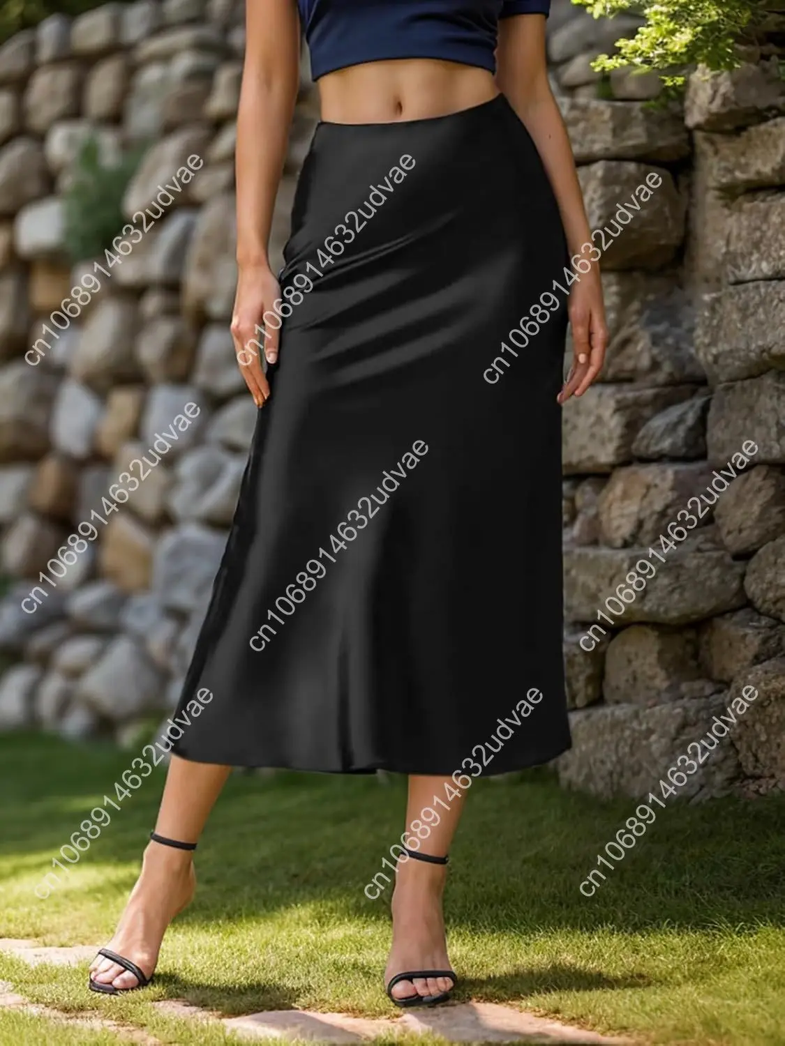 Gonna longuette svasata casual a vita alta in raso da donna con cintura elastica nascosta