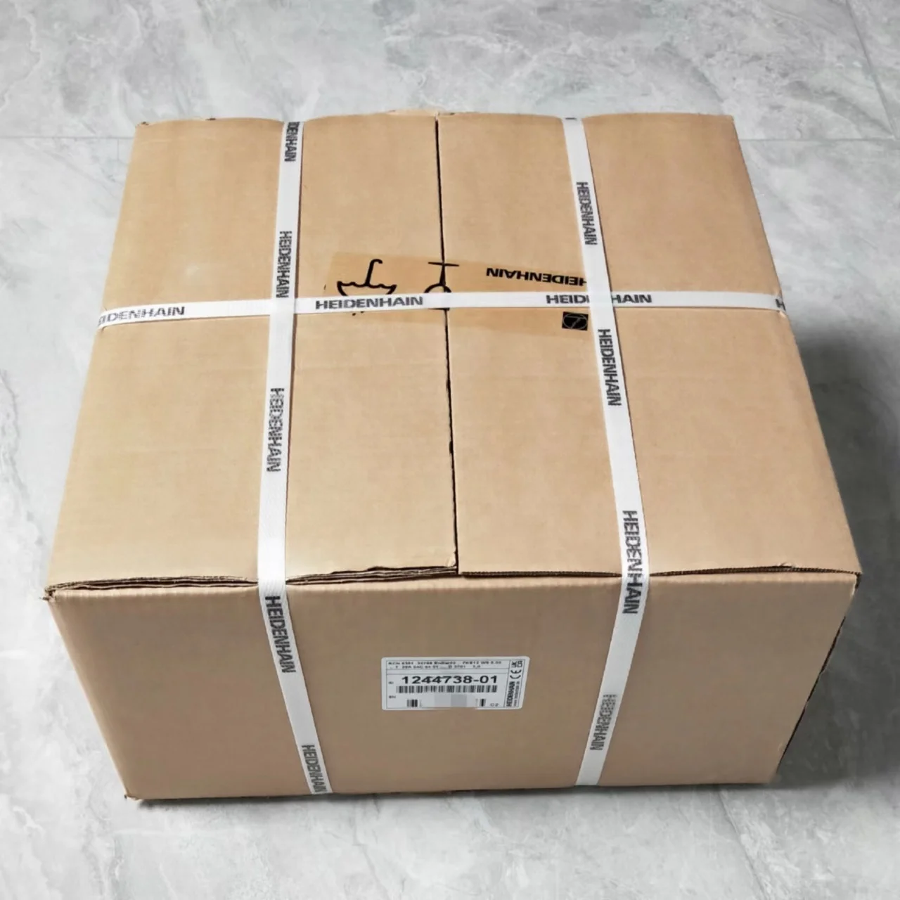 Heidenhain  RCN 8381 32768 EnDat02 Angle Encoder New and Absolute with 60 ID and Model Number 1244738-01