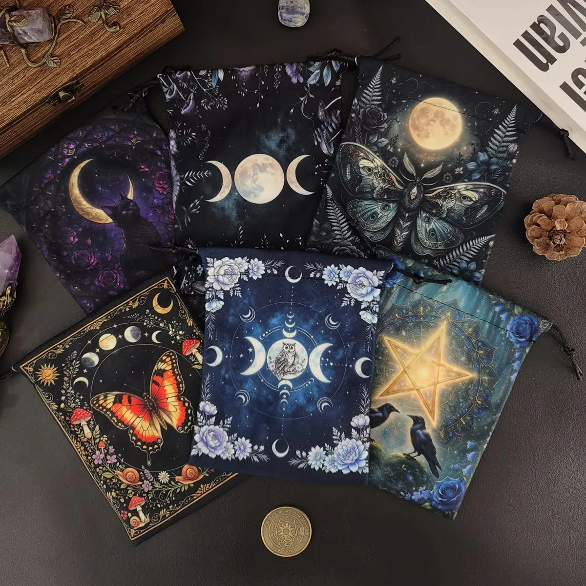 Short Plush Triple Moon Tarot Card Bag With Pentagram&Owl Drawstring Pouch For Divination Jewelry Astrology Dice Accessories Bag