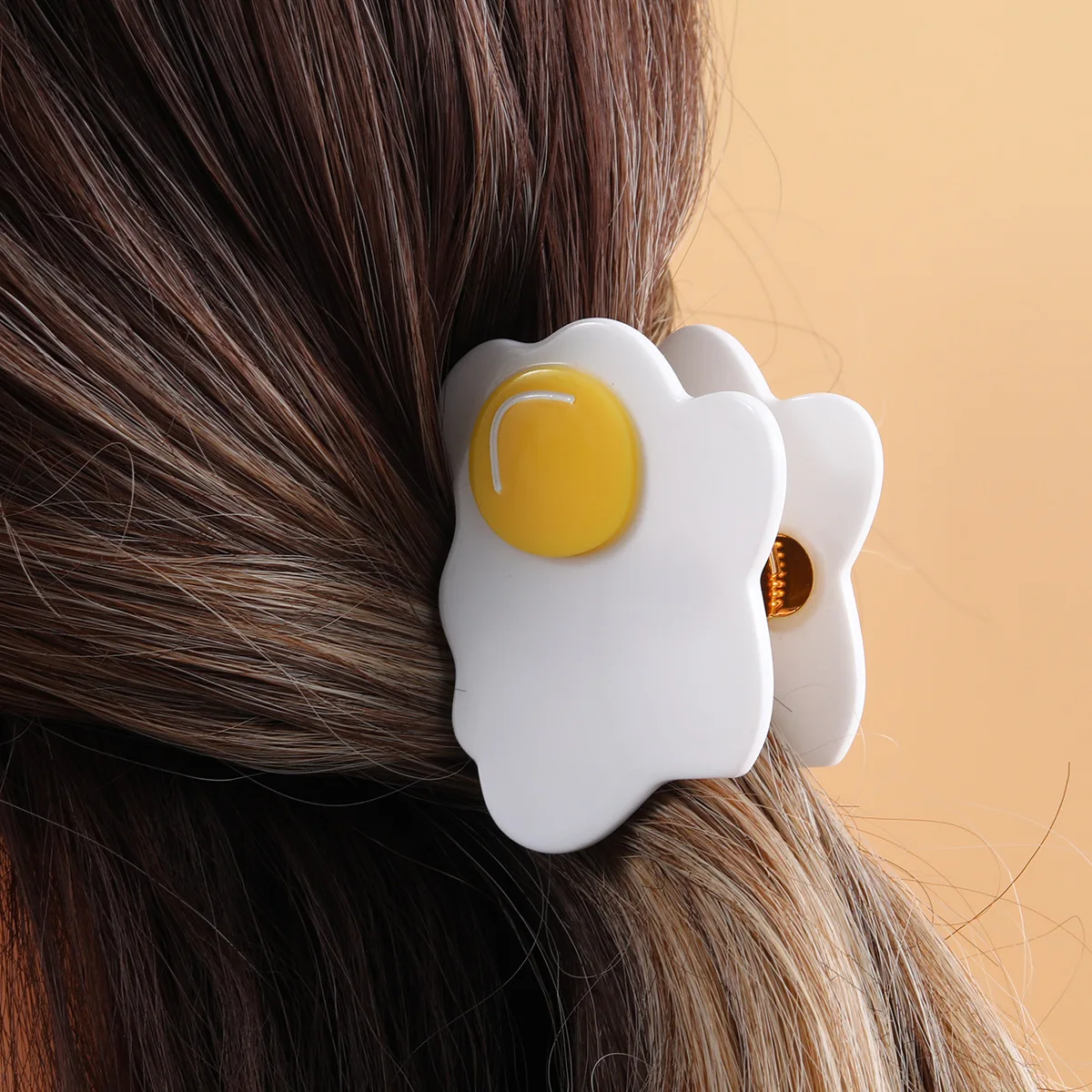 

1 Pcs Ladies' Hair Claws New Creative Poached Egg Cute Kawaii Hair Grabs High-quality Versatile Funny Hair Accessories For Girl