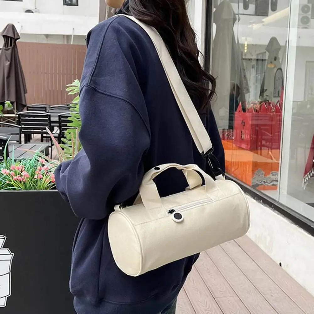 

One Shoulder Cylinder Gym Bag Solid Color Large Capacity Women Crossbody Bag Waterproof Nylon Fitness Yoga Storage Bag Travel