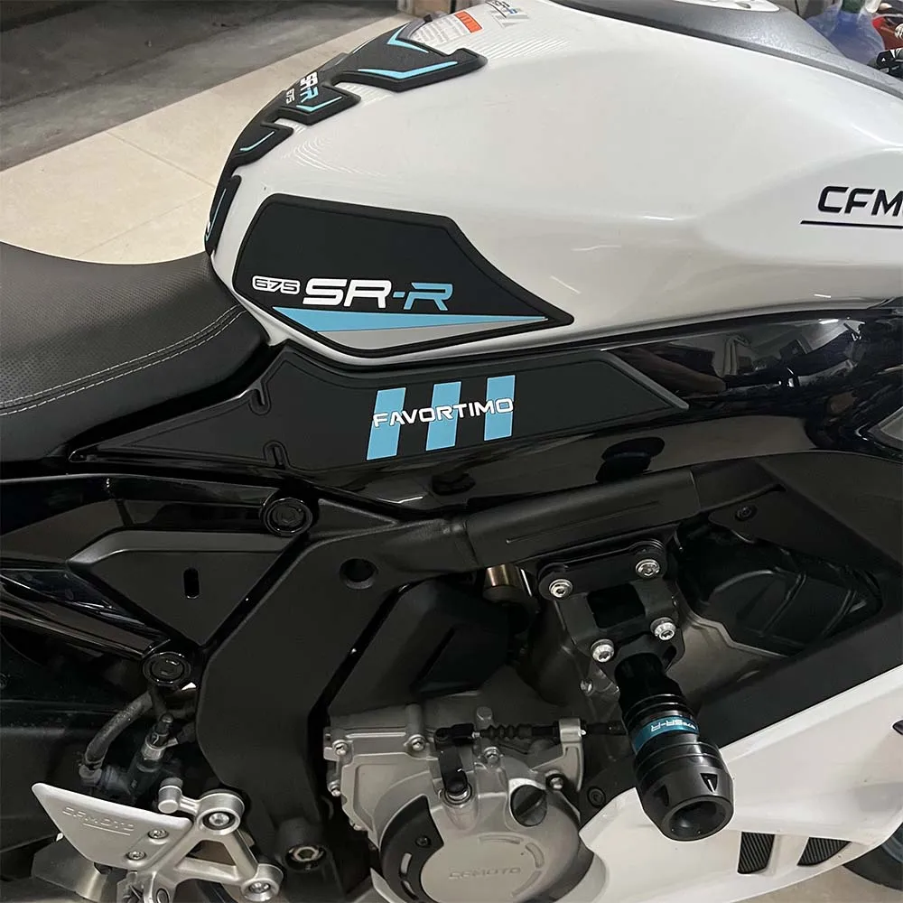 

FOR CFMOTO 675SR-R 675 SR 2024-2025Frosted Motorcycle Accessories Sticker Decal Kit Fuel Tank Pad Protector Anti slip Sticker