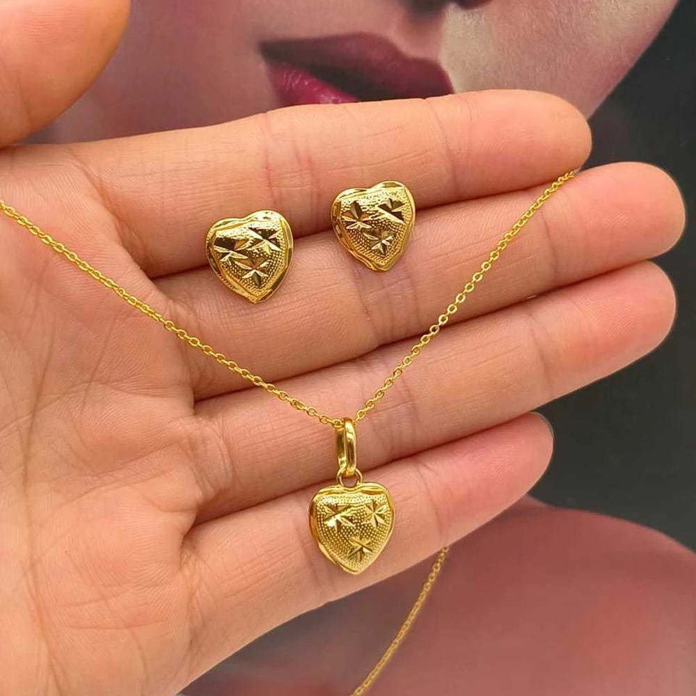 Damen-Set aus 18K vergoldeter Halskette mit Anhänger und Ohrringen in Tropfen-, Stern-, Rund-, Blumen- und Herzform, Goldschmuck-Accessoires, Geschenk – Detail 6