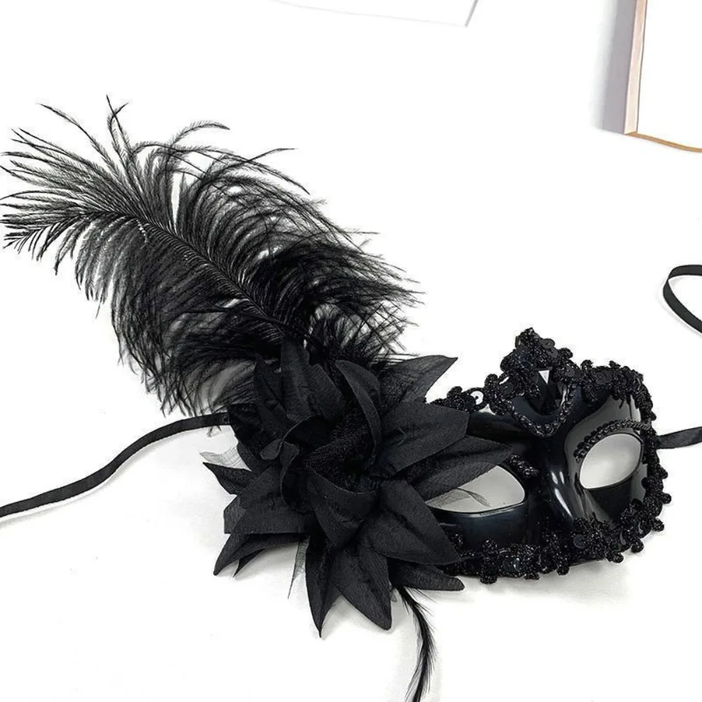 Novelty Rhinestone Half-Face Mask Multicolor Flower Feather Mask Seductive Style Masquerade Masquerade Ball Mask Girl