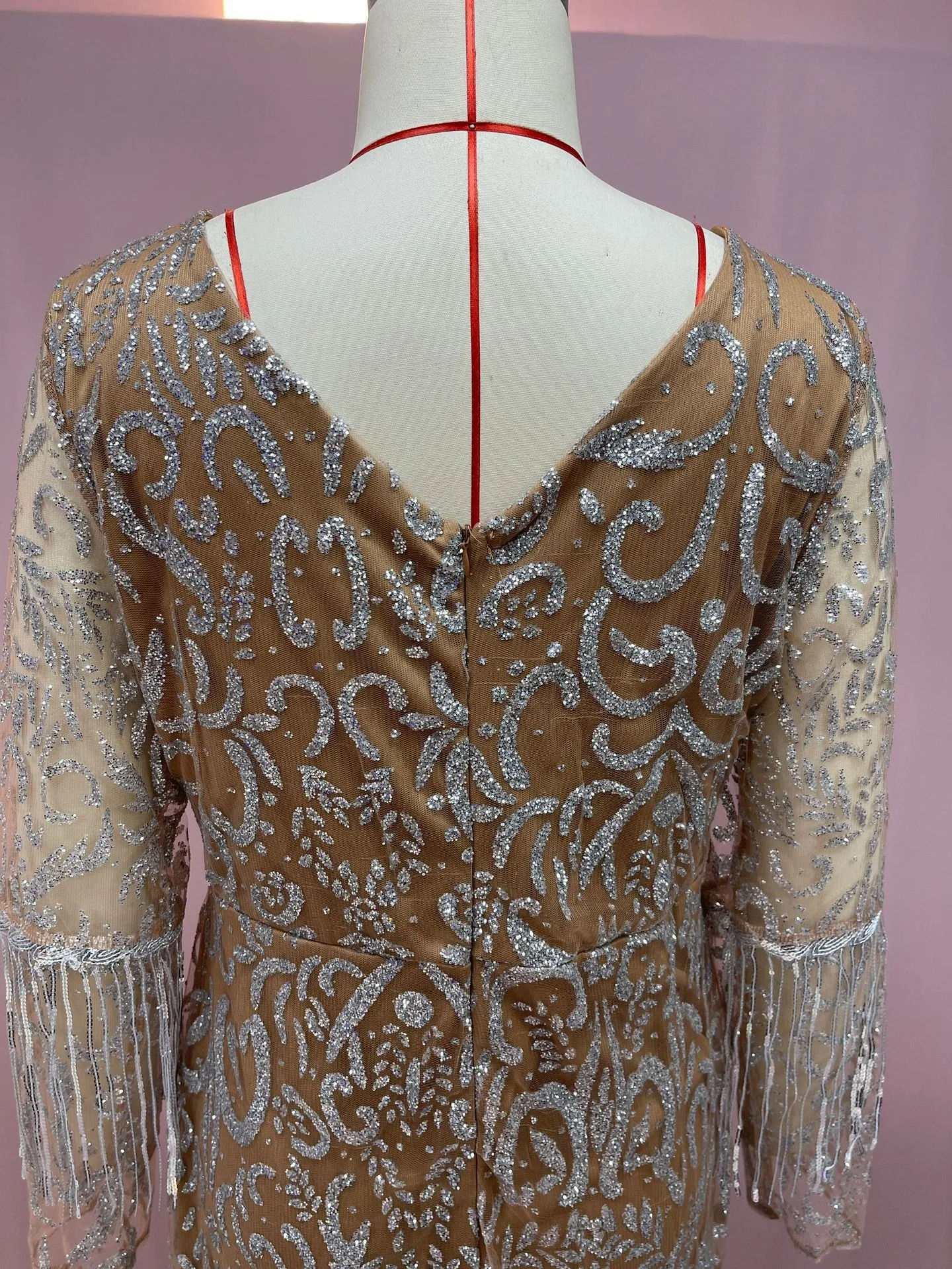 女性のためのエレガントな春のドレス,ゴールドのタッセル,セクシー,スリムバッグ,ヒップ,カクテルドレス,ロングウエディング,タッセル,イブニングドレス