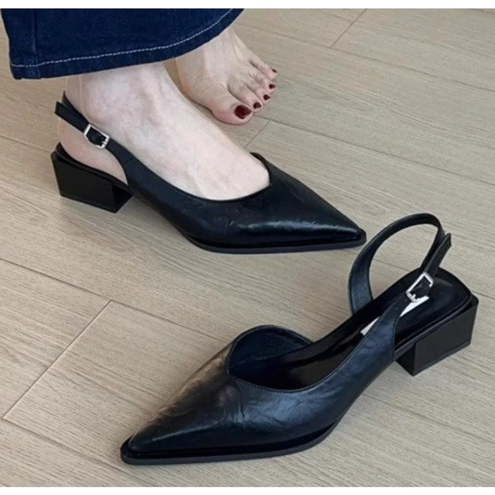 2026 New Summer Fashion Pointed Toe Women Sandals Shallow Low Heel Slingbacks Ladies Grace Comfortable Street Style Shoes