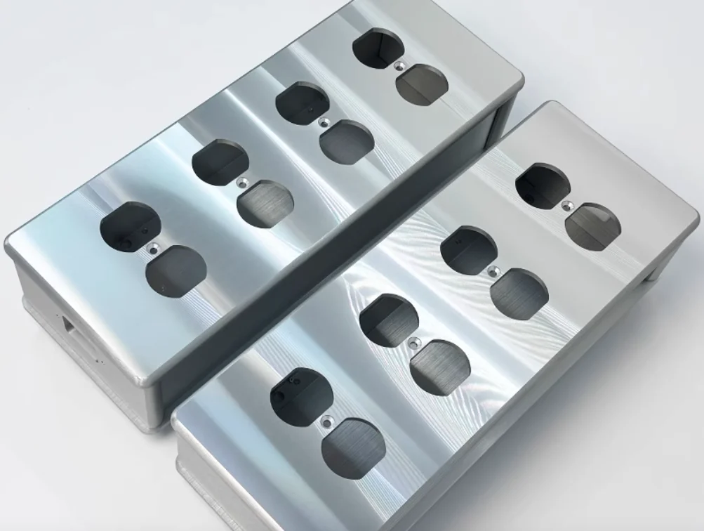 1pcs 3206 Aluminum Alloy HIFI Fever 8-bit American Standard/Power Filter Housing/Amplifier Chassis/Socket Housing