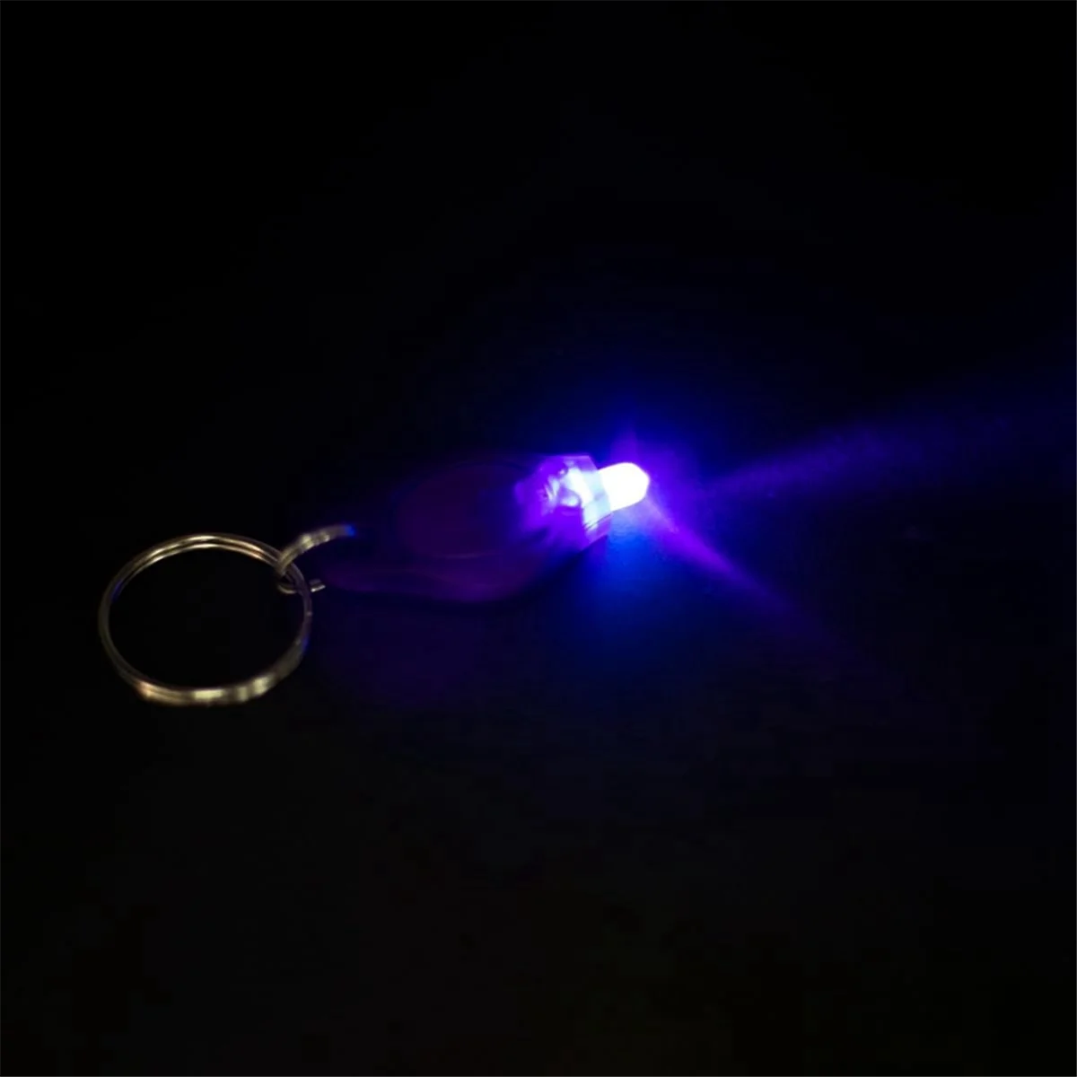 Pack of 100 LED Keychain Flashlight, 395Nm UV Keychain Flashlight, UV Light Flashlight Keychain,