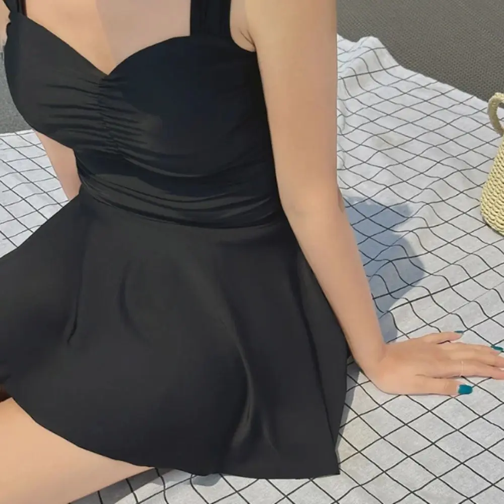 ملابس السباحة المحافظة المبطنة، ملابس السباحة التخسيس الحرارية، دعم فولاذي، تصميم Svelte، فستان Monokini Bandeau للسباحة