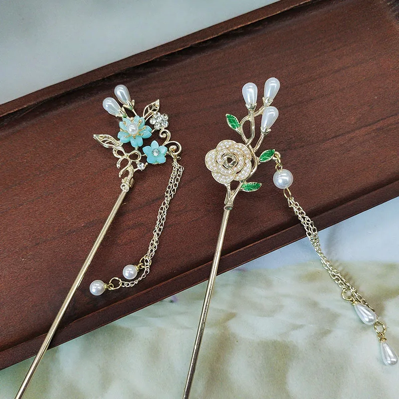 

Pearl flower tassel hairpins for Hanfu, versatile walking hairpins, horse-faced skirt headwear accessories