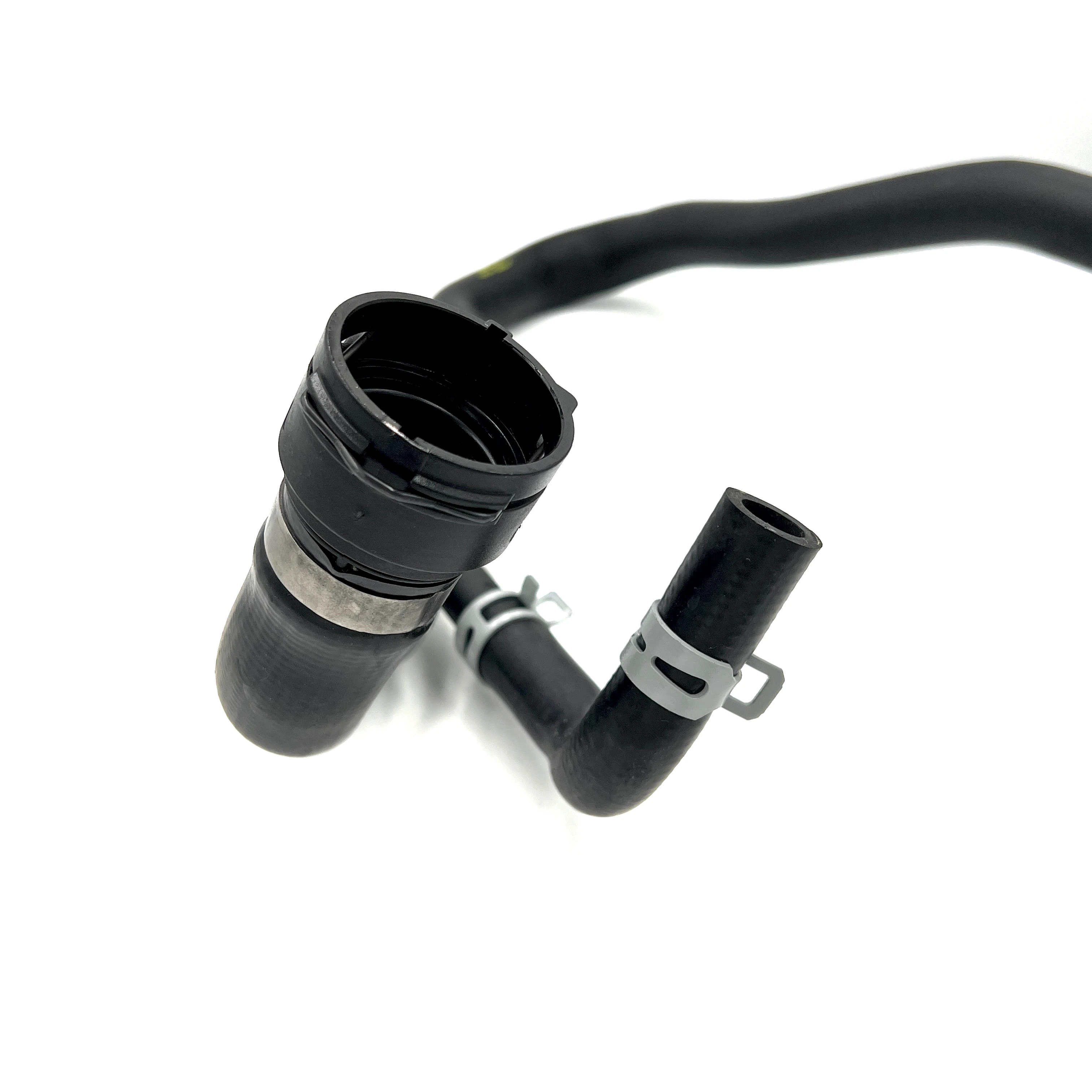 Auto Engine Parts Cooling System Auto Parts Radiator Hose Water Pipe For Land Rover Accessories Car LR024236