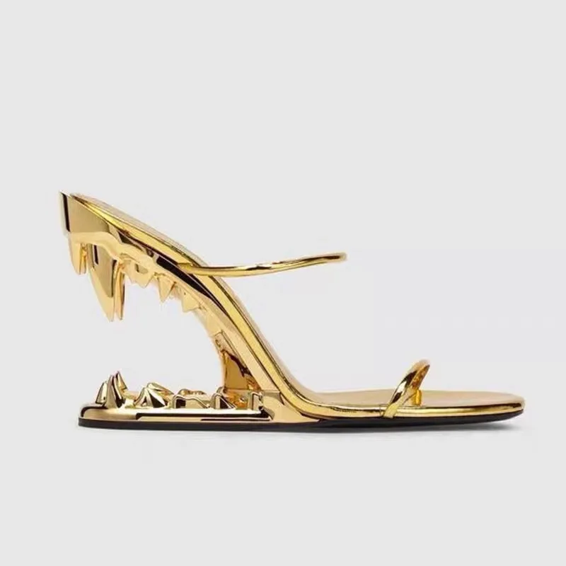 2026 new European and American Summer New Metal Tooth Sandals, Fashion Shows, Women's Dresseshollowed-out High-heeled Shoes