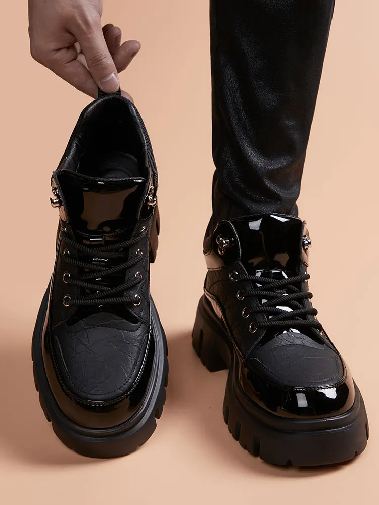 2025 Herfst Winter Nieuwe Mannen Dikke Zolen Korte Zwarte Werklaarzen Britse Stijl Echt Leer Hoogte Toenemende Heren laarzen