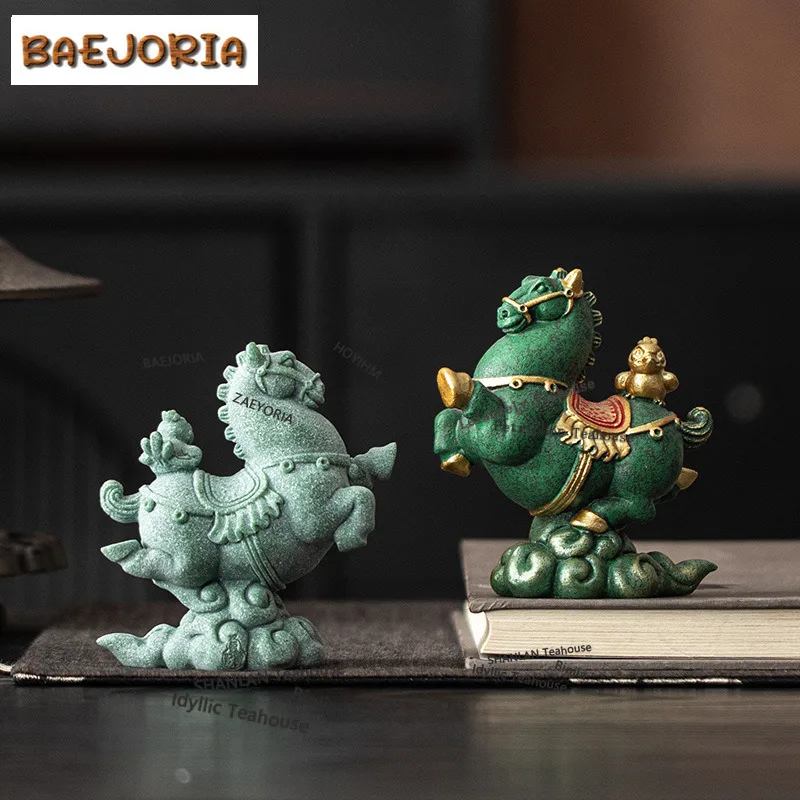BAEJORIA Green Sandstone Horse The Magpie Tea Pet Handmade Lucky Model Tea Figurine Play Toys Tea Statue Ornaments Craft Teaset