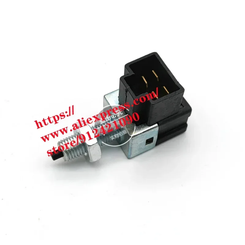 Brake light switch For JAC T6/FRISON Pickup