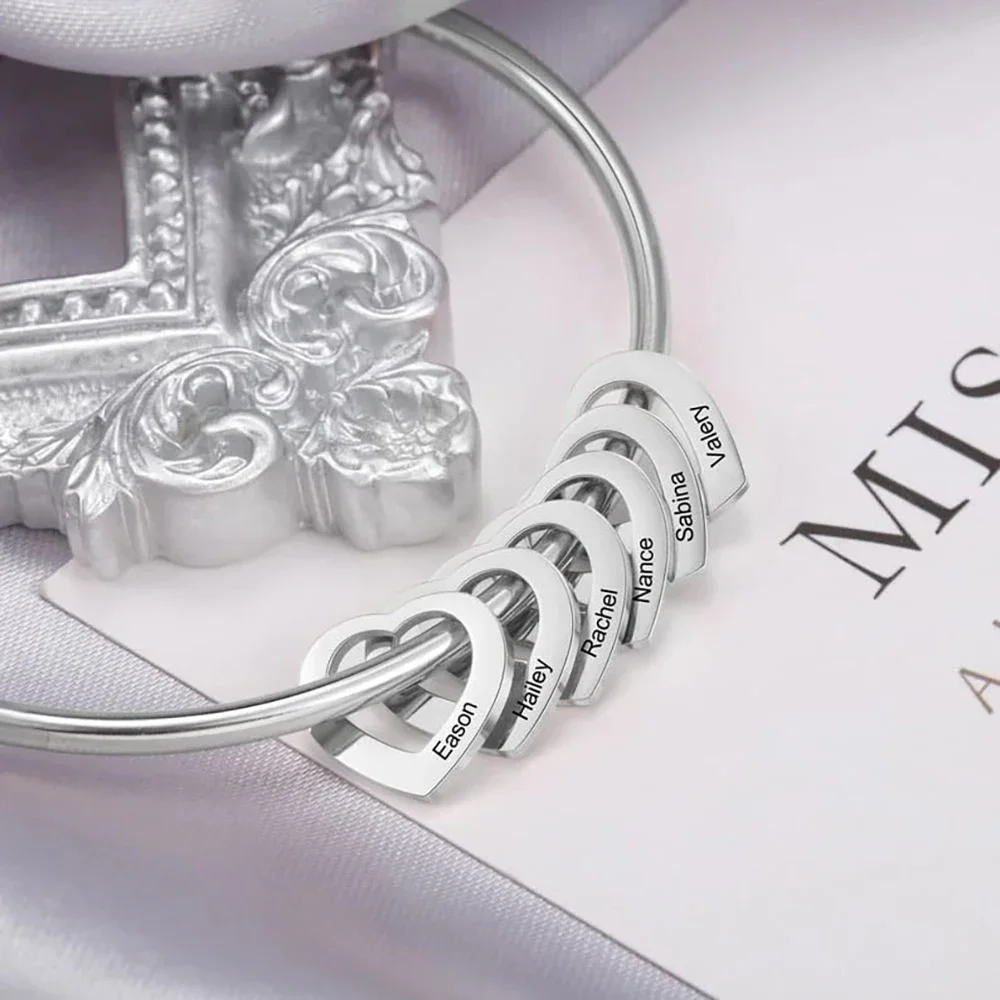 

Mini World Heart Custom Carved 2-6 Name Charm Bracelet Stainless Steel Personality Bangle For Couple Women Jewelry Holiday Gift