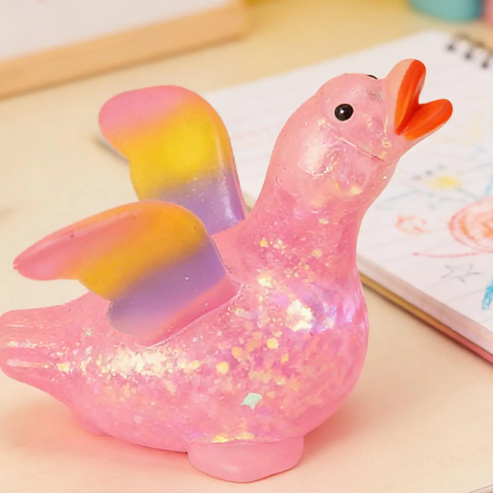 

Мягкие антистресс-игрушки в виде уток, блестящие сжимаемые игрушки-фиджеты для снятия стресса, аксессуары для стола, для взрослых и детей, для дома, класса, офиса, путешествий и учебы