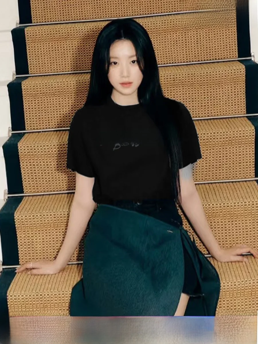 

Le uHua Корейская футболка с ретро-принтом Bla ort Sve Женский летний свободный модный топ из хлопка круглый Ne