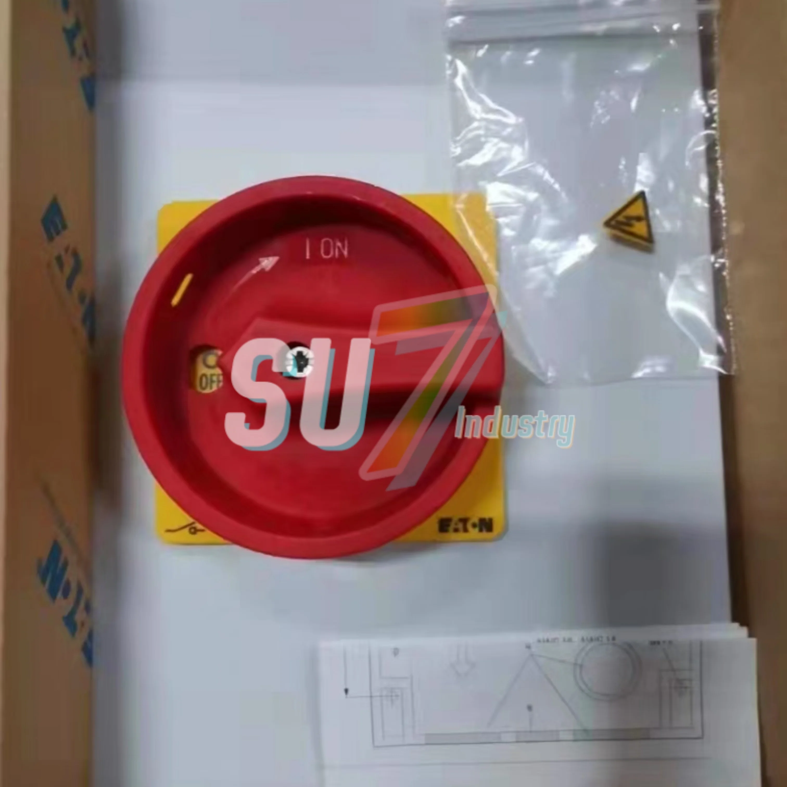 P3-100-I5-SVB P3-63-I4-SVB-HI11 倉庫に新しい切断スイッチ