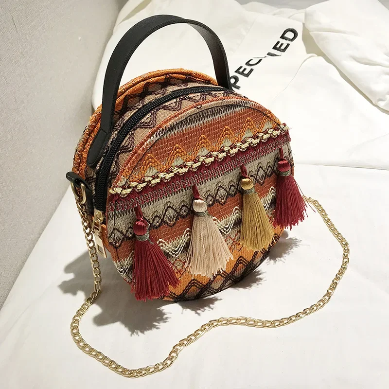 On the new bag women 2024 new Korean version of all crossbody bag Harajuku ethnic wind chain girl small body bag