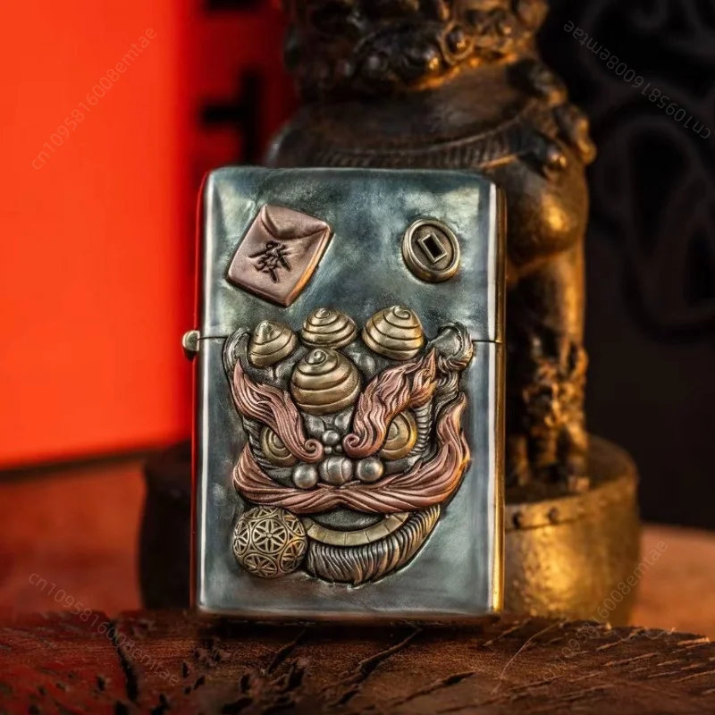 

2026 New Original 3D Embossed Badge Fuel Lighter, Carved Inlaid Fuel Lighter, Cigarette Accessories, Men's Gift