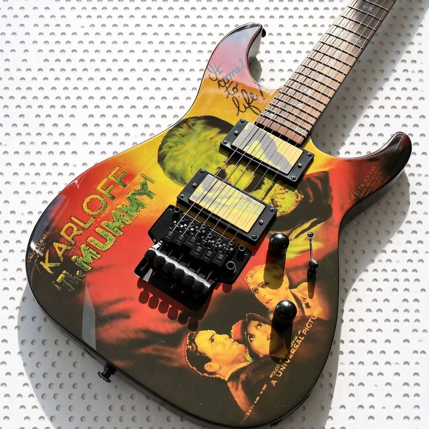 Custom Kirk Hammett Signature KH-2 Karloff The Mummy Rare Guitar Christmas Gifts Available Free shipping