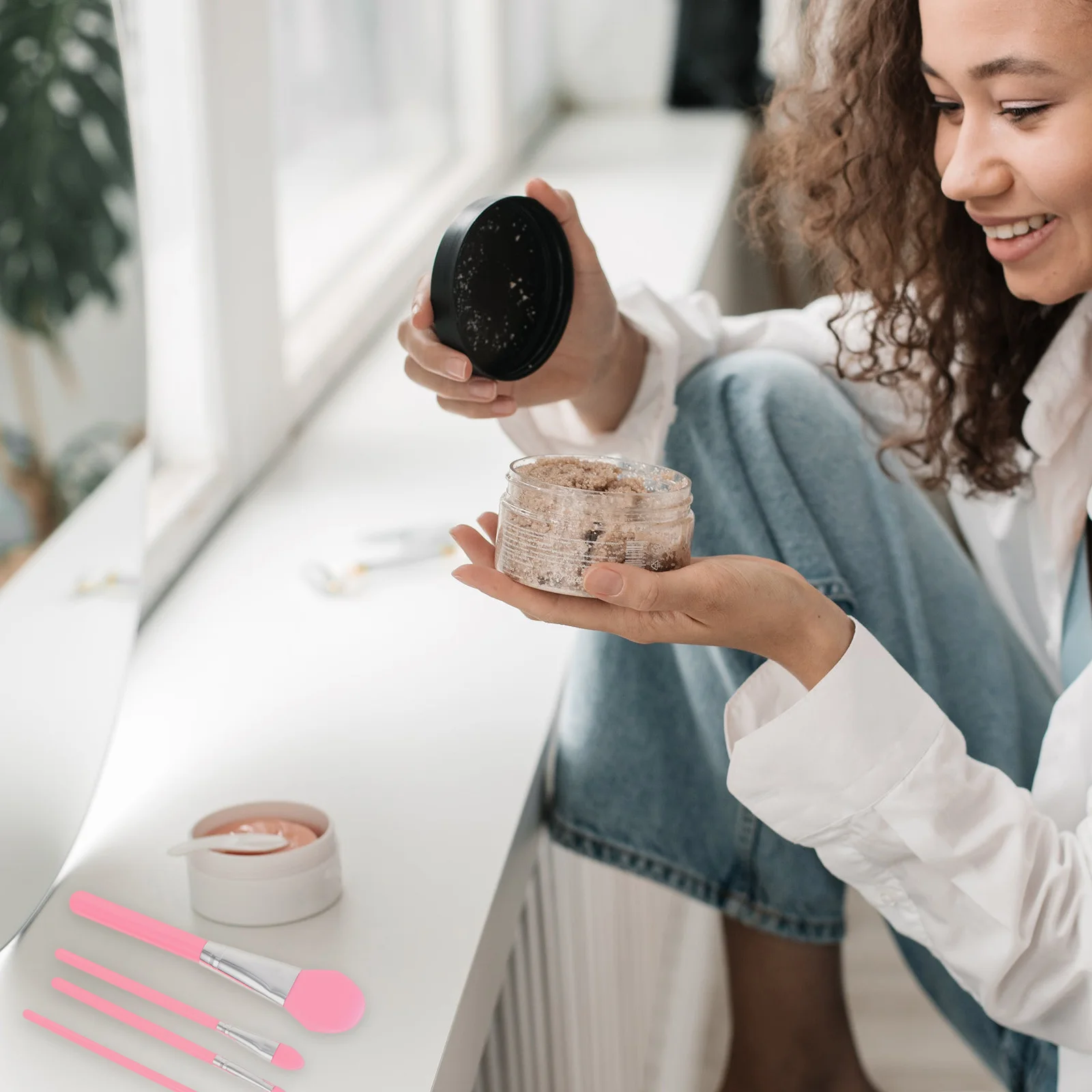 Set di 4 Pennelli in Silicone per Maschera Viso, Applicatore Professionale per Fondotinta Liquido e in Crema, Manico Morbido per Eyeliner e Labbra