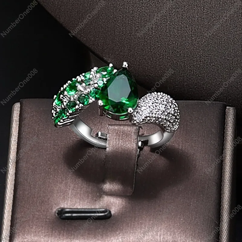 Elegant 4-Piece Bridal Jewelry Set with 3A Zircon, Necklace Earrings Ring Bracelet for everybody if u liked
