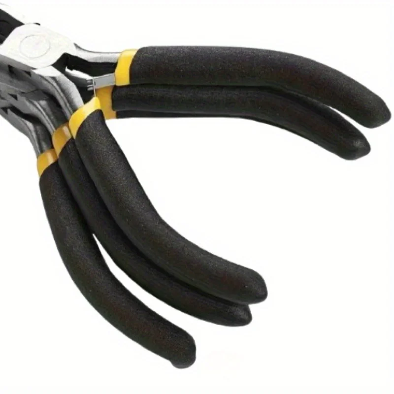 مجموعة كماشة فولاذية مكونة من 8 قطع تتضمن كماشة إبرة مستديرة ومقص علوي وقواطع أسلاك لأعمال الإصلاح الداخلية والخارجية