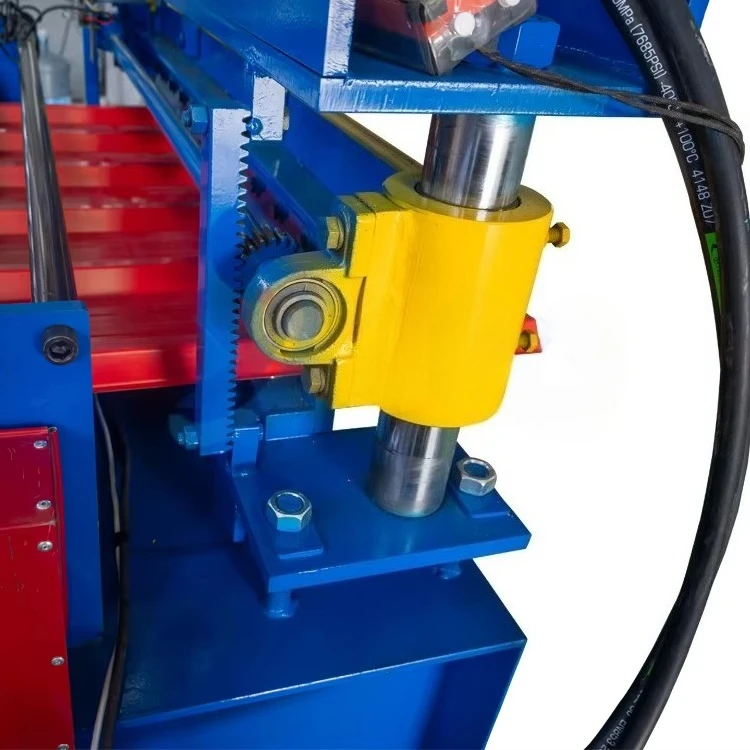 آلة تشكيل لفة بلاط السقف المعدنية المصممة مسبقًا لحلول التسقيف الصناعية مع المتانة والأداء الاستثنائي #4