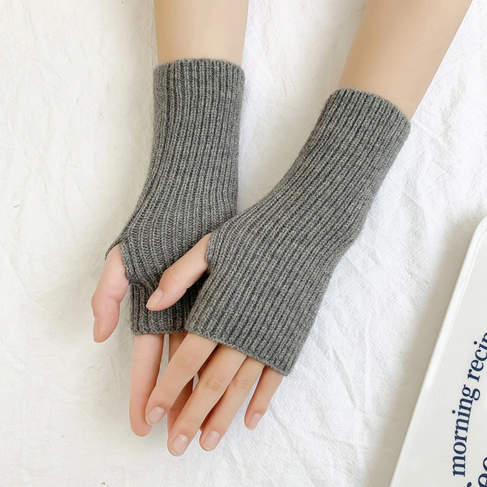 Fashion Short Fingerless Gloves Y2k Women\'s Knitted Mitten Harajuku Solid Color Arm Sleeves Korean Half Finger Gloves PunkGothic