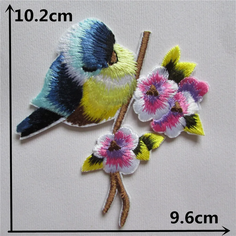 New Arrival cartoon bird patches embroidery applique clothes sewing patch DIY badge patch accessories 1pcs sell Free Shipping