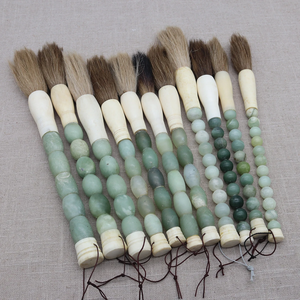 Kuas Kaligrafi Dekoratif