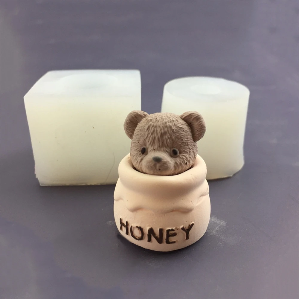 Cute Teddy Bear Candle Mold Silicone Aromatherapy Plaster Korean Version Gypsum Geometric Dropping Glue for Candle Making Tools