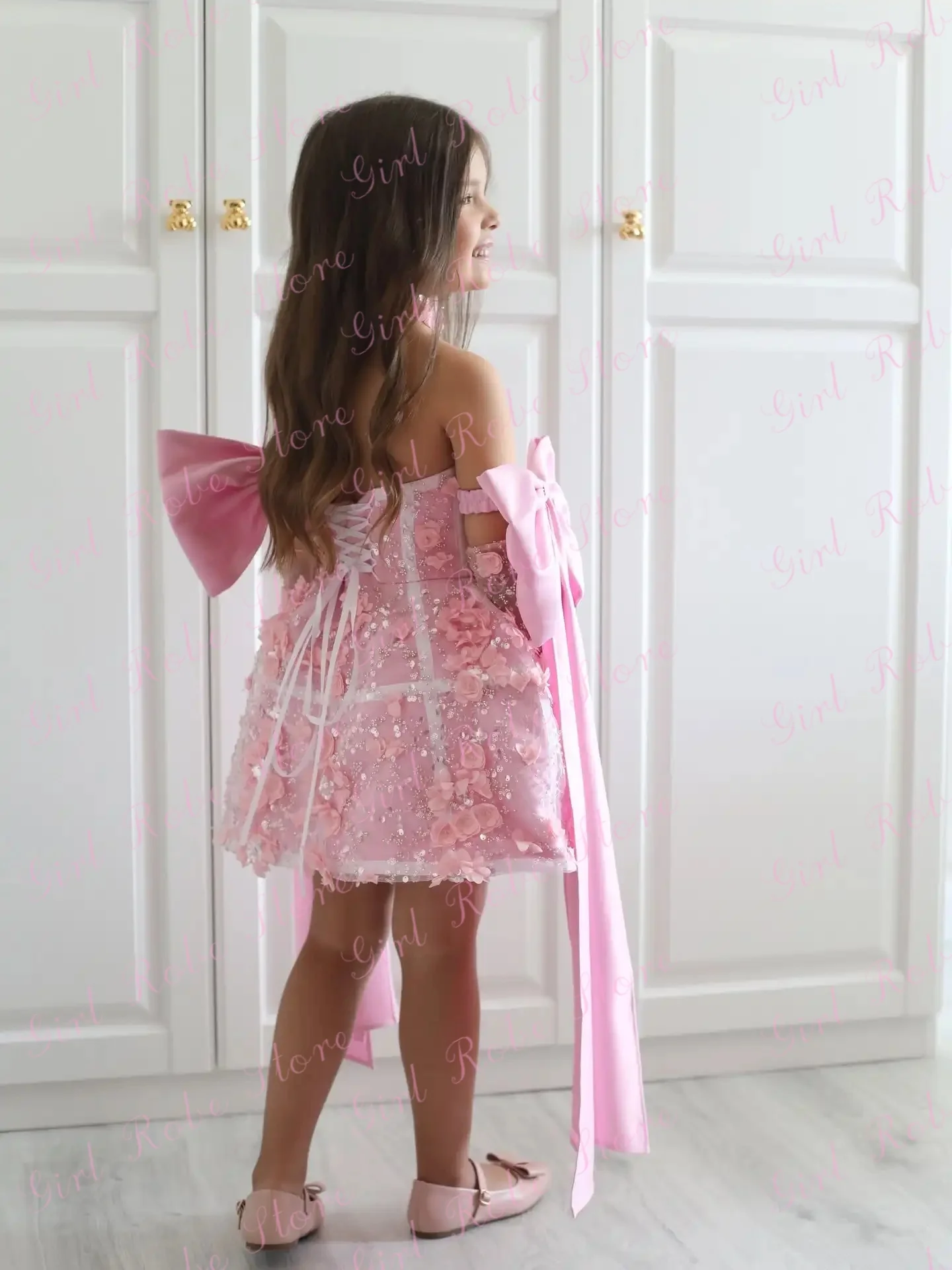 Luxury Pink Flower Girl Dress For Wedding 3D Floral Sequins Mini New Design Lovely Kids Birthday Evening Banquet Gown Customized
