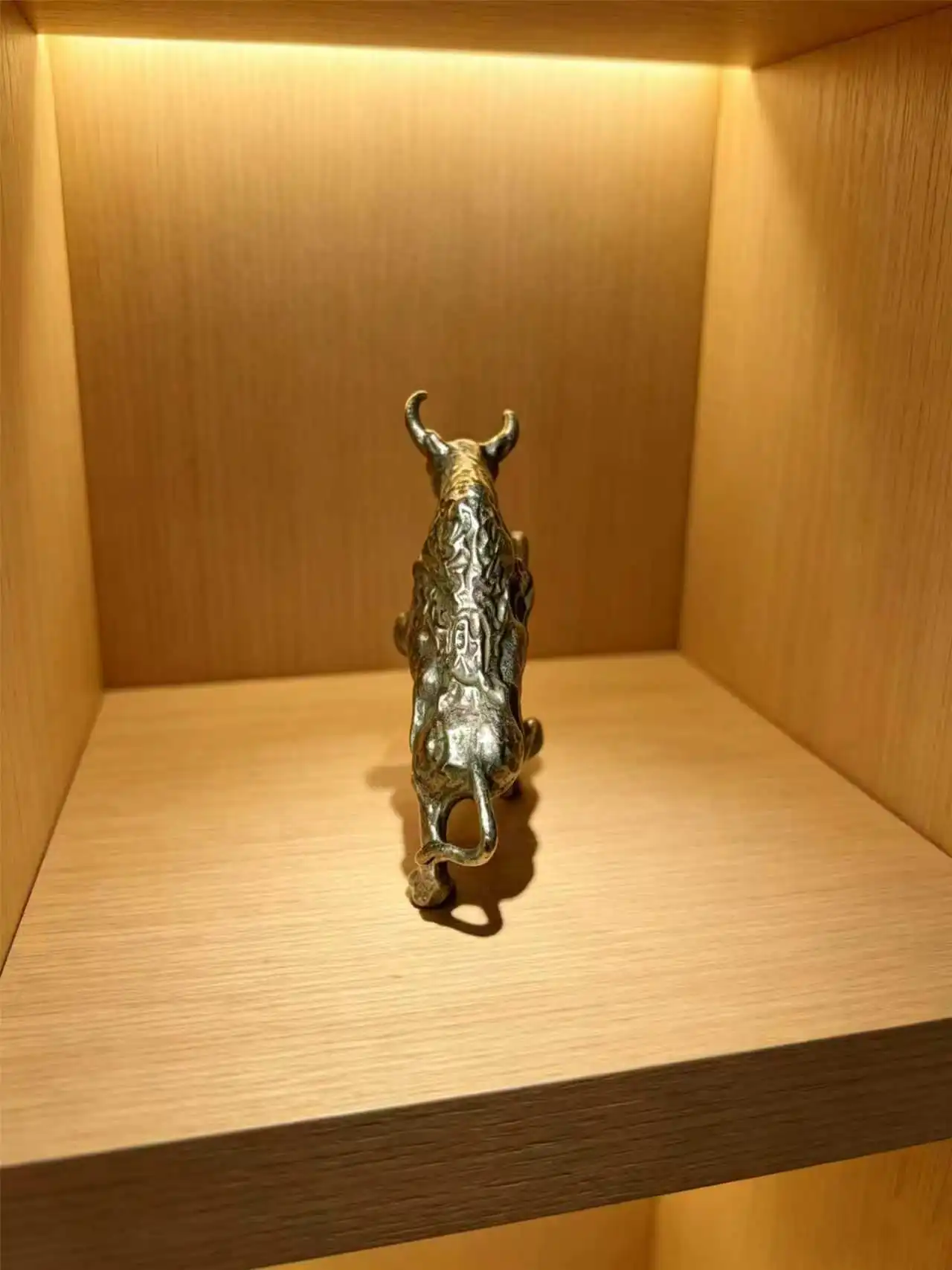 Lucky Brass Bull Statue Miniature Decor for Home Office Desk Good Fortune Charm