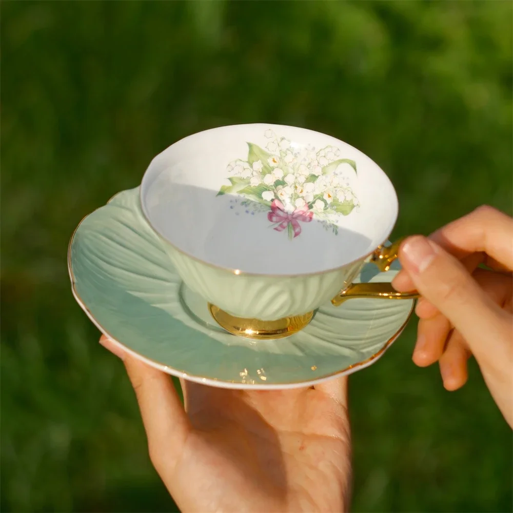 British Bone China Cup And Saucer Iris Lily Of The Valley Yellow Rose Print Cup And Saucer Gift Box Kitchen Accessories Mug