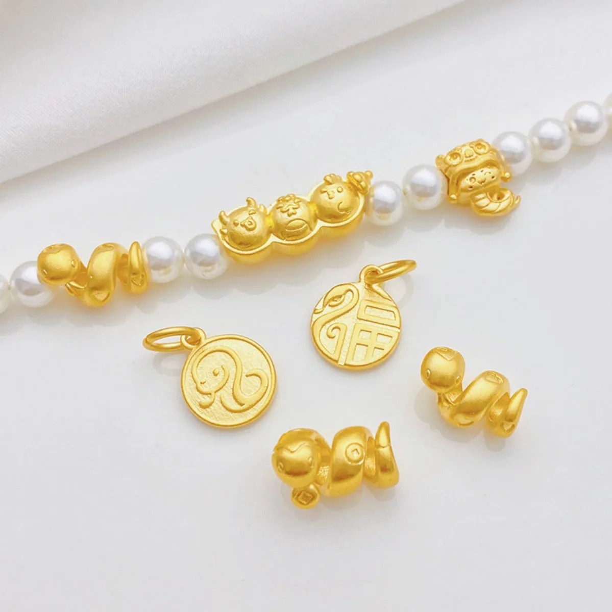Ancient Sand‑Gold Plated Cartoon Zodiac Snake Fu‑Character Bead Charm Pendant DIY Findings for Bracelet Necklace Jewelry Making