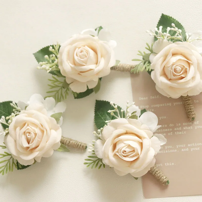 โบฮีเมียนประดิษฐ์ Rose Boutonnieres พร้อม Greenery Accents เหมาะสําหรับเจ้าบ่าวเจ้าบ่าวงานแต่งงาน Decor พรหมครบรอบทุกวัน