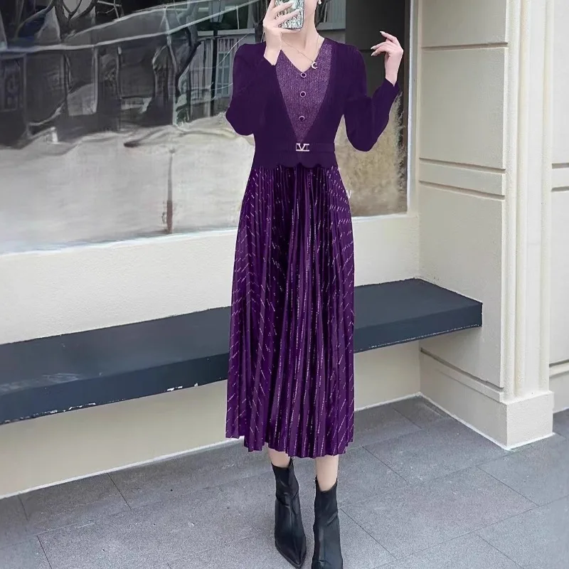 Europa Nuovo Miyake Pieghettato Abito lavorato a maglia da donna Vita Brillante Seta Pieghettata Gonna di media lunghezza Pendolare Abbigliamento elasticizzato di grandi dimensioni