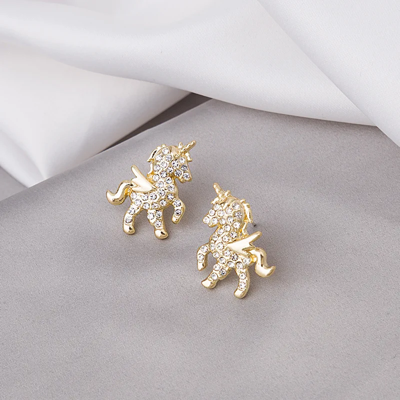 Fashion unicorn earrings cute pony Han Dongmen small fresh cute earrings personality senior versatile ladies Christmas gift