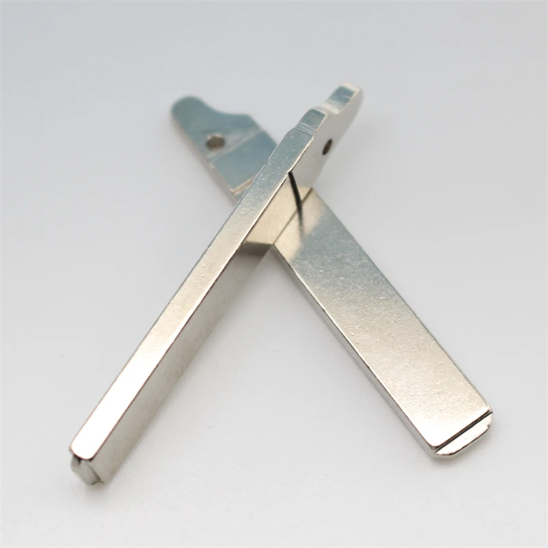 FLYBETTTER OEM 50 szt. 72 #   Oryginalny metalowy surowy klucz zdalnego sterowania VA2 do Peugeot i Citroen