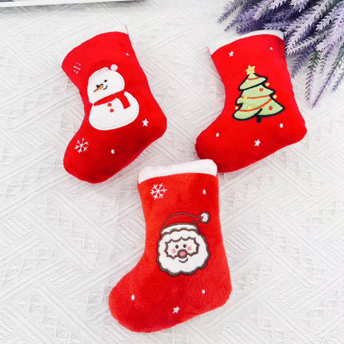 

New Pet Plush Christmas Cartoon Dog Toy Christmas Stocking Squeaky Teething Pet Companion Interactive Supplies