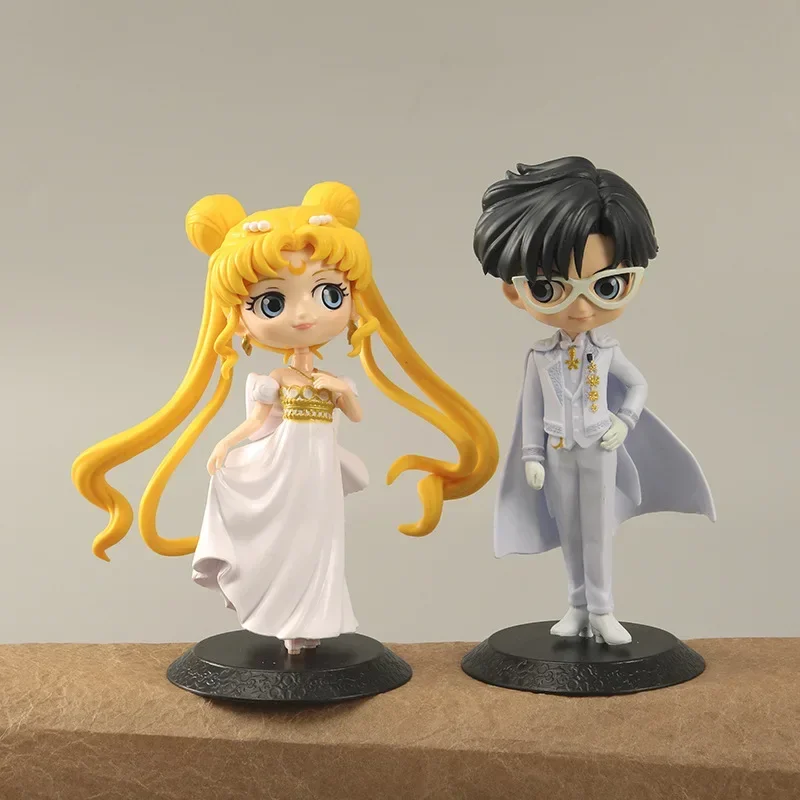 

New 16CM Sailor Moon Cartoon Action Figures Tsukino Usagi PVC Model Toys Ornaments Kawaii Cosplay Figurine Couple Gift
