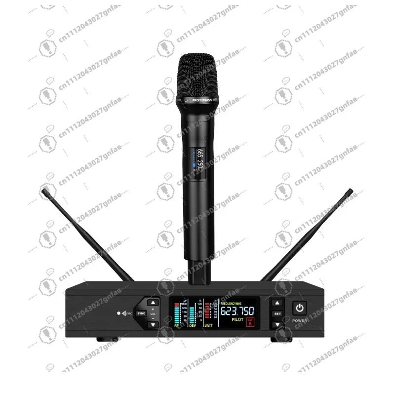 Professional handheld microphone with XLR connector UHF wireless true diversity for stage performance meetings