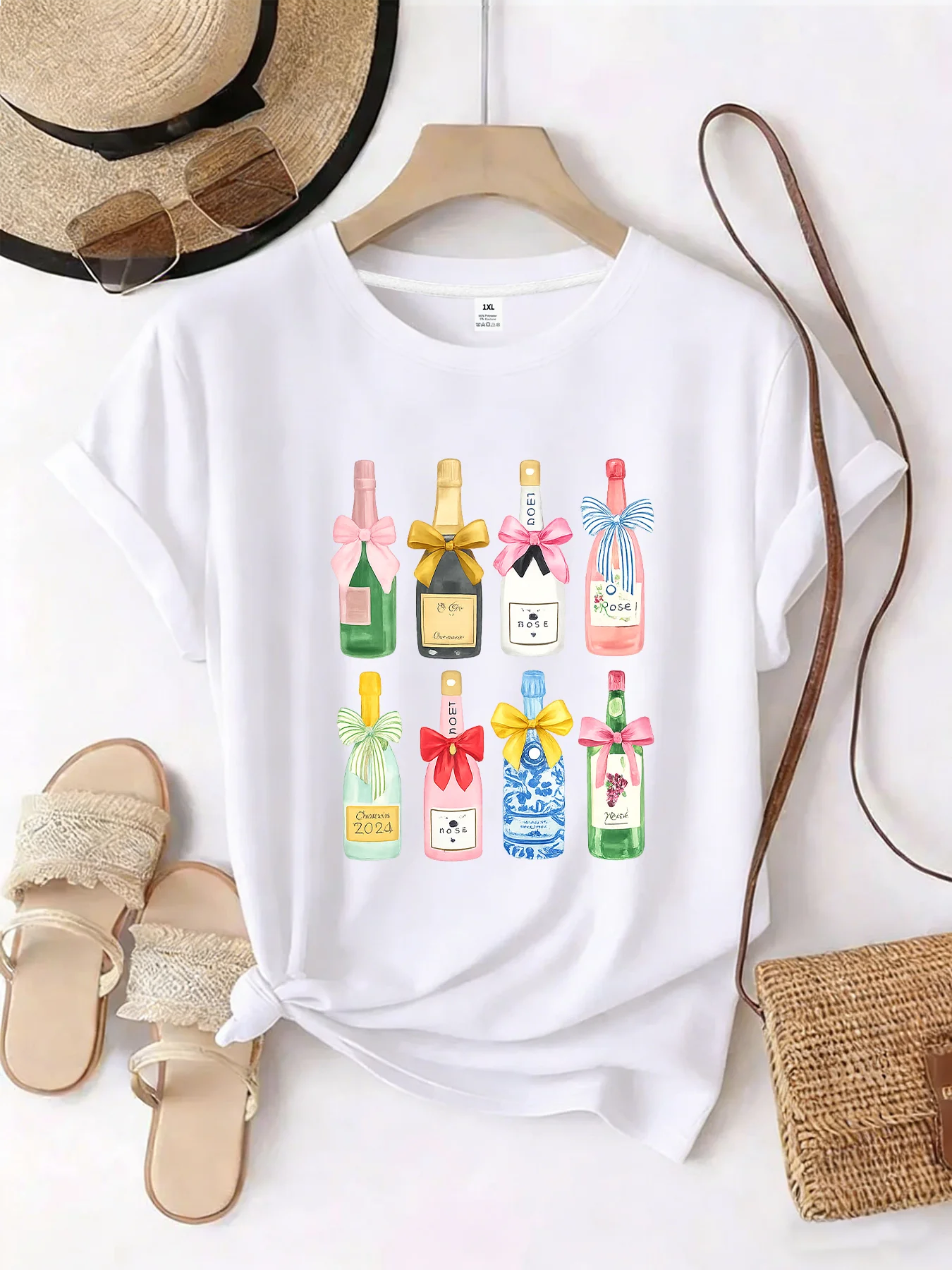 

【WZM101534】Женская футболка больших размеров с принтом бутылки, круглым вырезом, летняя, повседневная, с короткими рукавами, в уличном стиле, универсальная, больших размеров.
