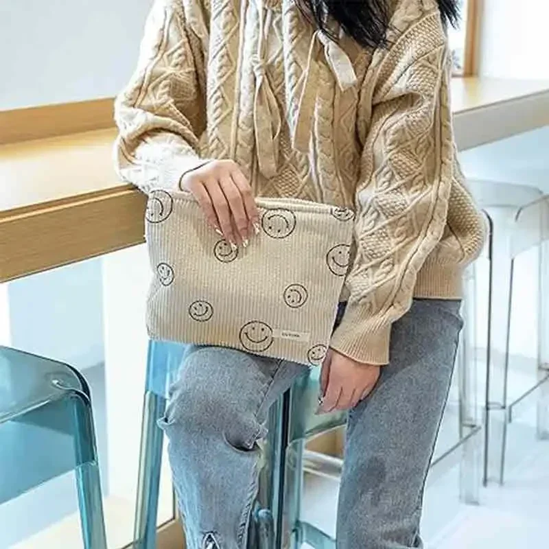 MMB01 Bolsas cosméticas de veludo com design estético para mulheres, estojo de lápis feminino