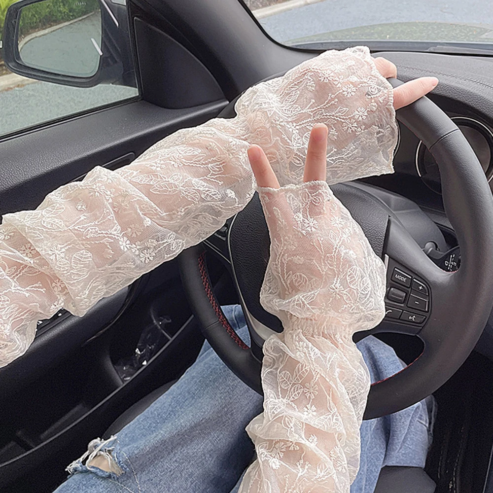 Summer Lace UV Protection Arm Sleeve Breathable Mesh Loose Arm Covers Hollow Fingerless Anti UV Gloves Outdoor Driving Sleeves